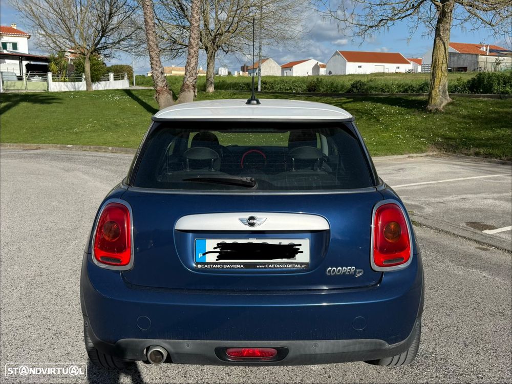 MINI 3 Portas Cooper D - 4