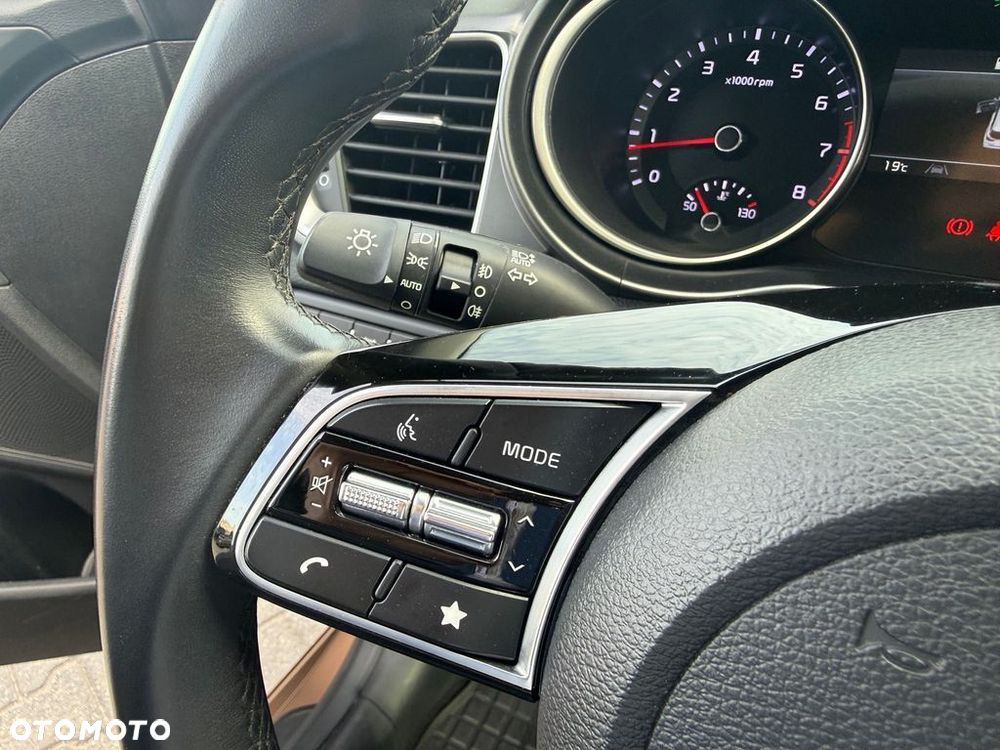 Kia Ceed 1.5 T-GDI M - 23
