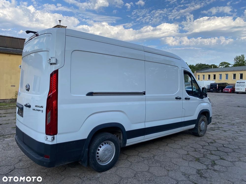 Maxus Deliver 9 - 4