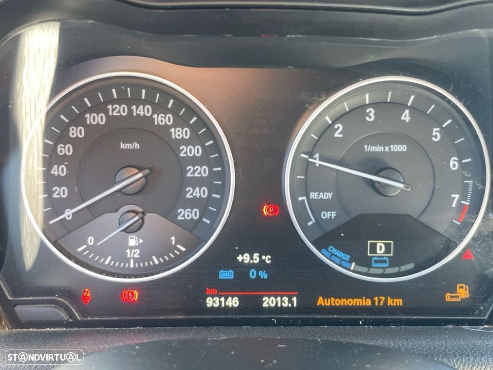 BMW 225xe Active Tourer Pack M - 3