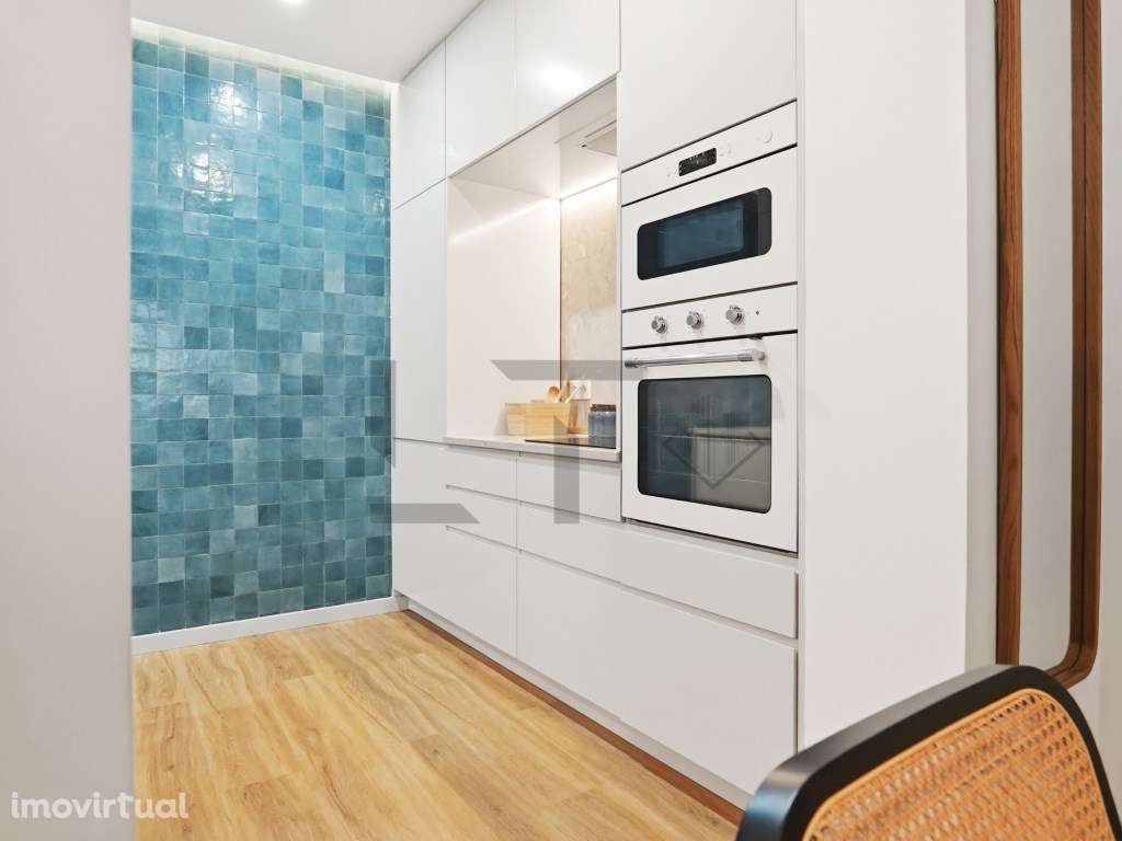 Elegante Apartamento T1 Remodelado com Acabamentos de Excelência e ... - Grande imagem: 2/22