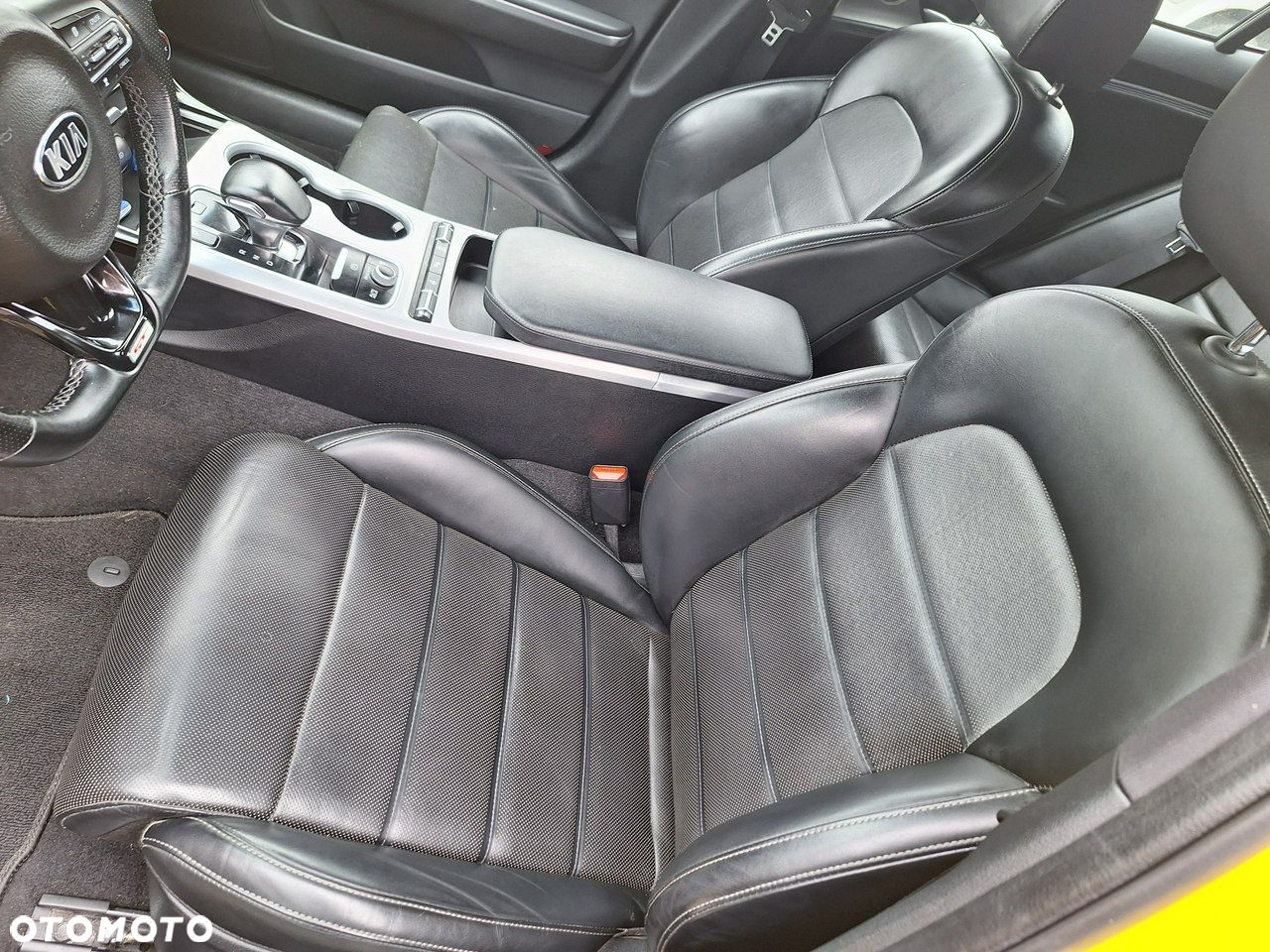Kia Stinger - 17