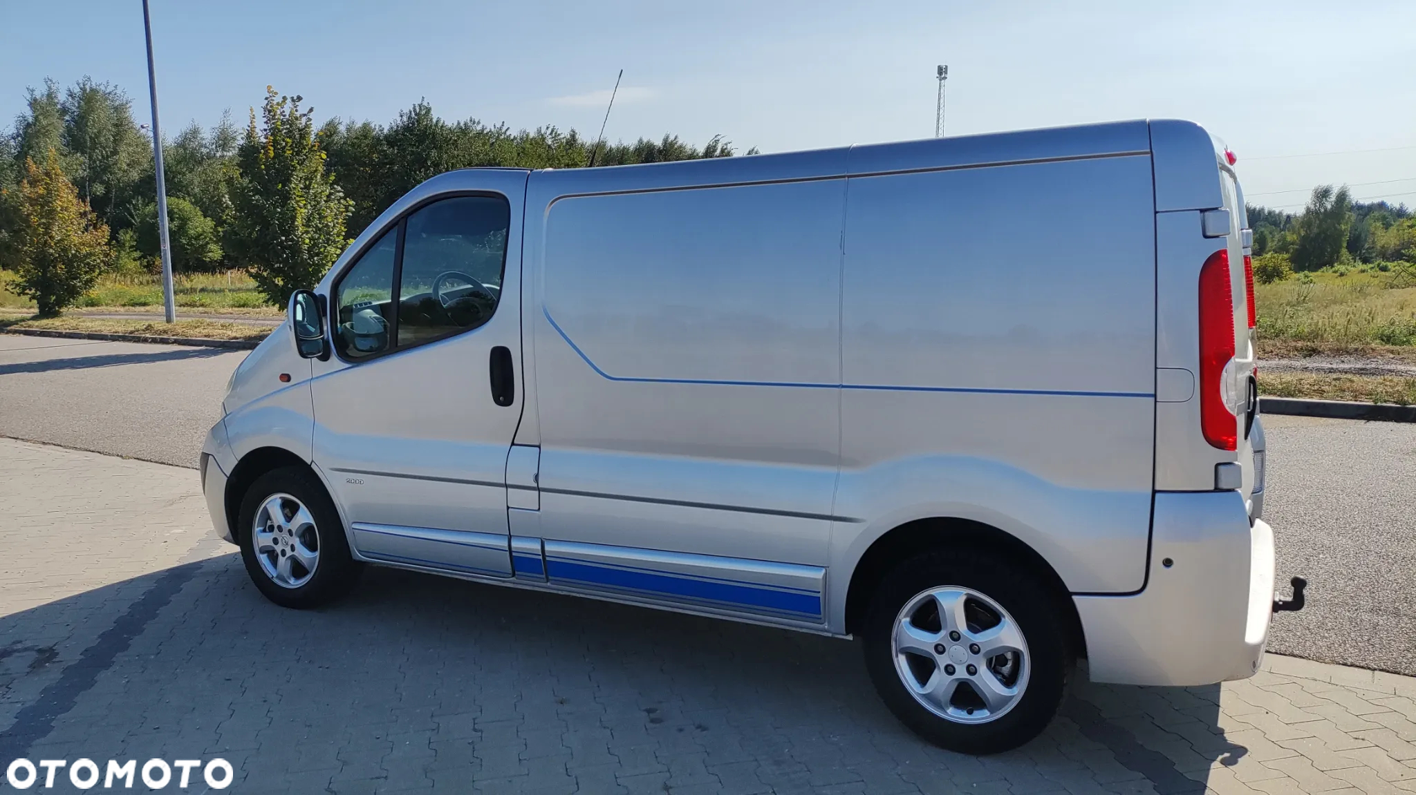 Opel Vivaro - 12