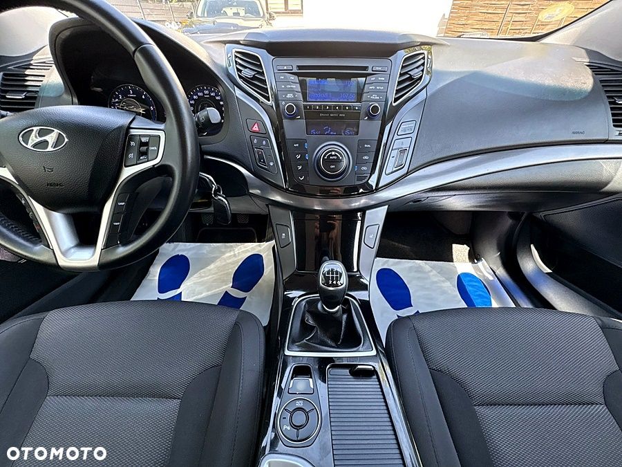 Hyundai i40 Kombi blue 1.7 CRDi Premium - 25