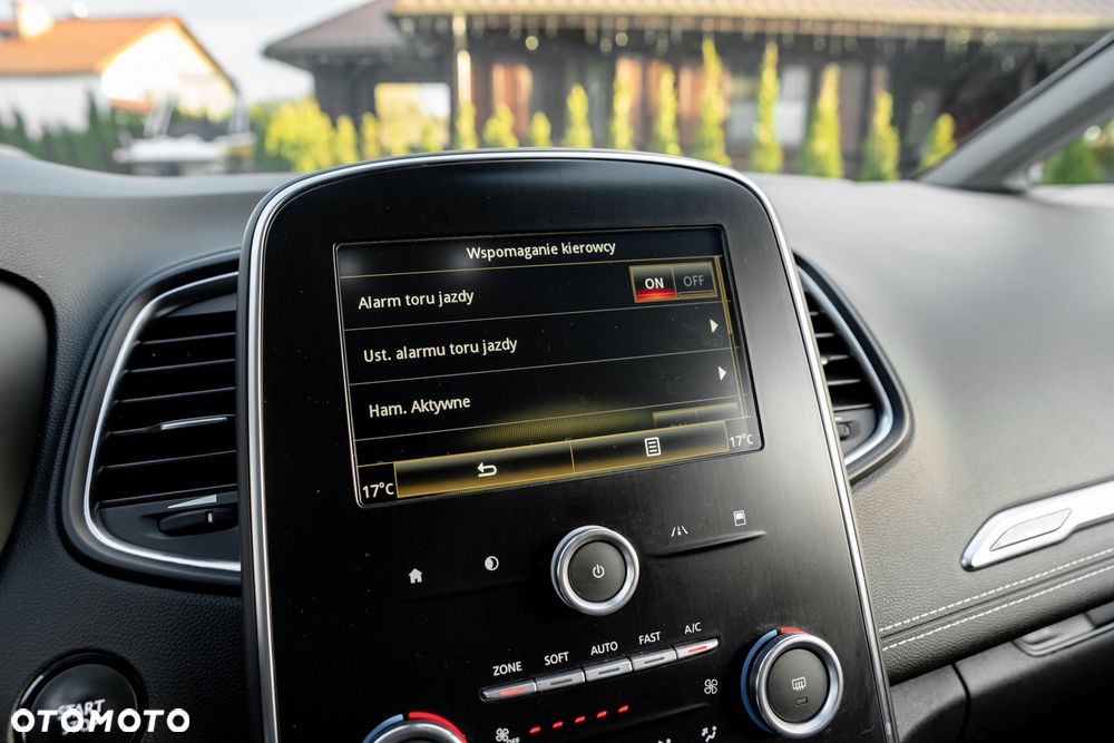 Renault Grand Scenic TCe 140 GPF EDC INTENS - 35