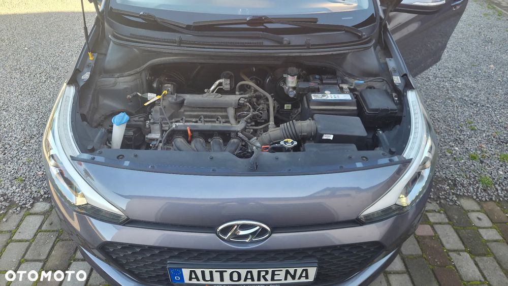 Hyundai i20 1.4 Premium - 34