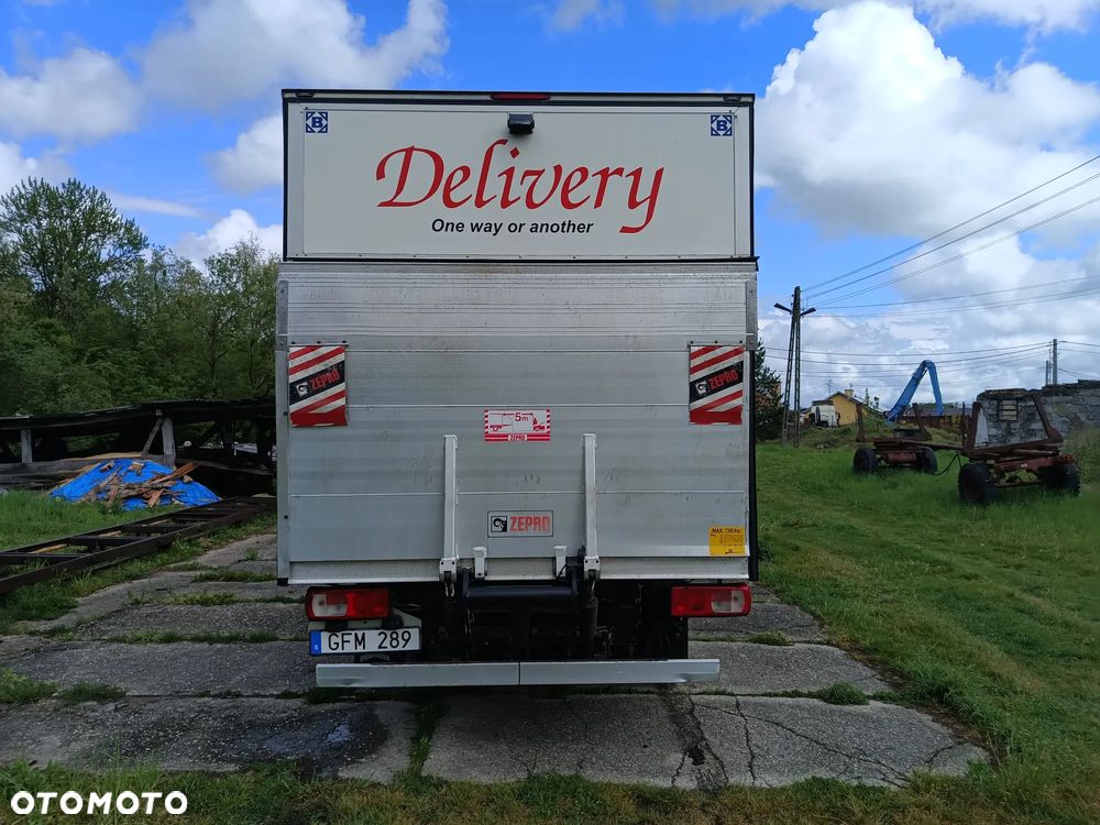 Volkswagen Crafter KONTENER+ winda ZEPRO (750kg) 2.0 TDI diesel 177kM automat 2019 rok bogate wyposażenie-WEBASTO, KAMERA COFANIA, KLIMA, STAN BARDZO DOBRY! - 11