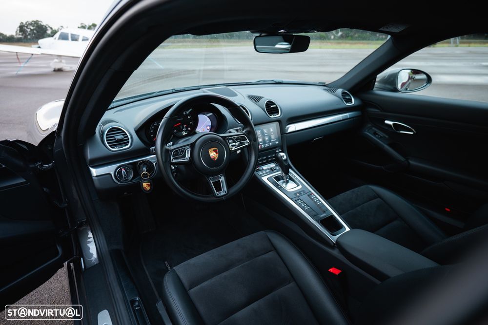 Porsche 718 Cayman 2.0 T PDK - 22