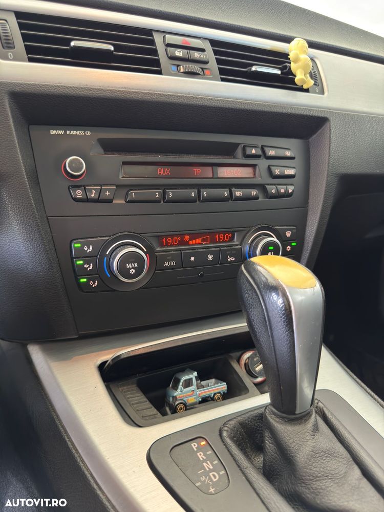 BMW Seria 3 - 11