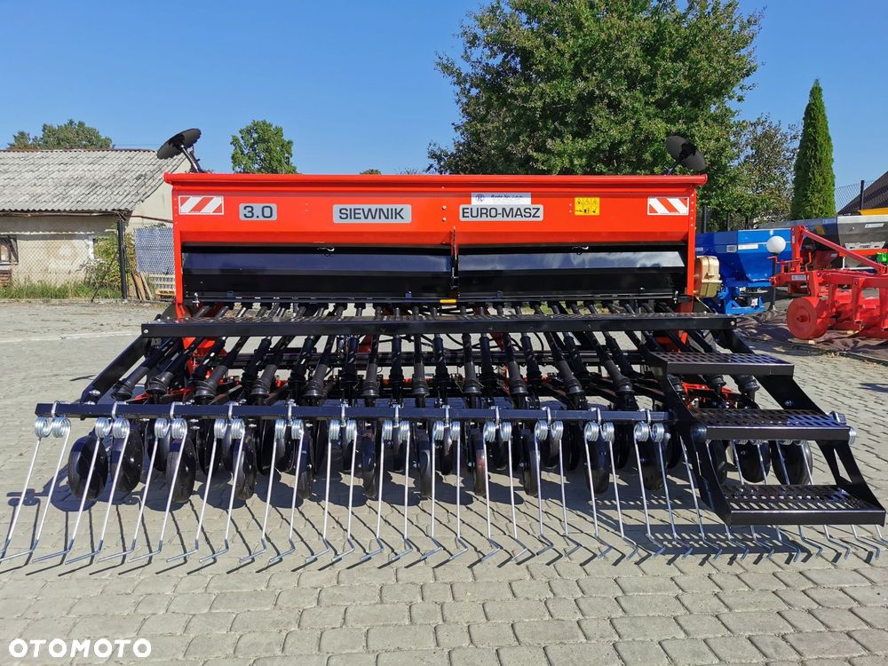 Siewnik zbożowy 2,5/2,7/3 stopkowy / 2-talerzowy EURO-MASZ - 8