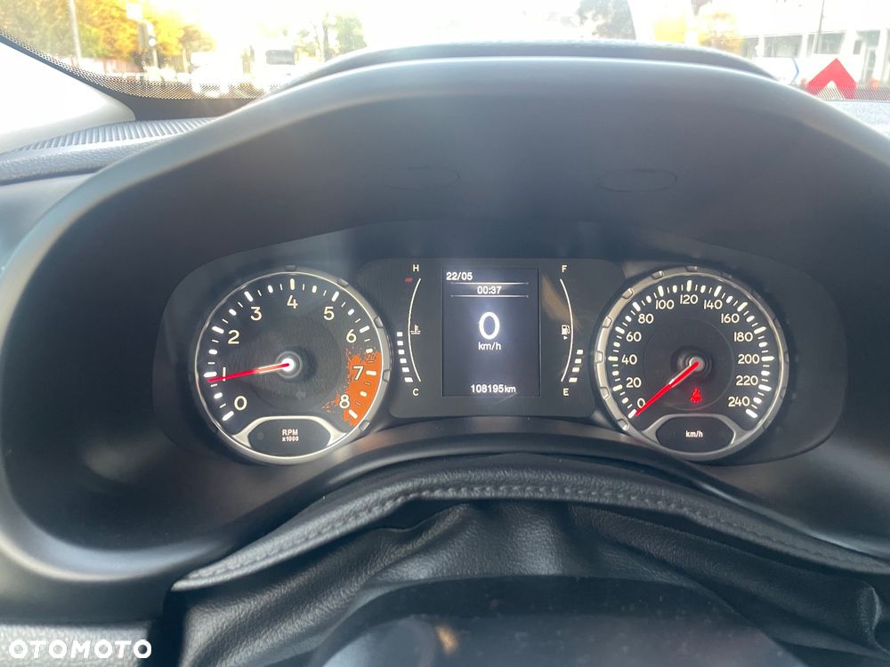 Jeep Renegade 1.6 E-TorQ Sport FWD - 23