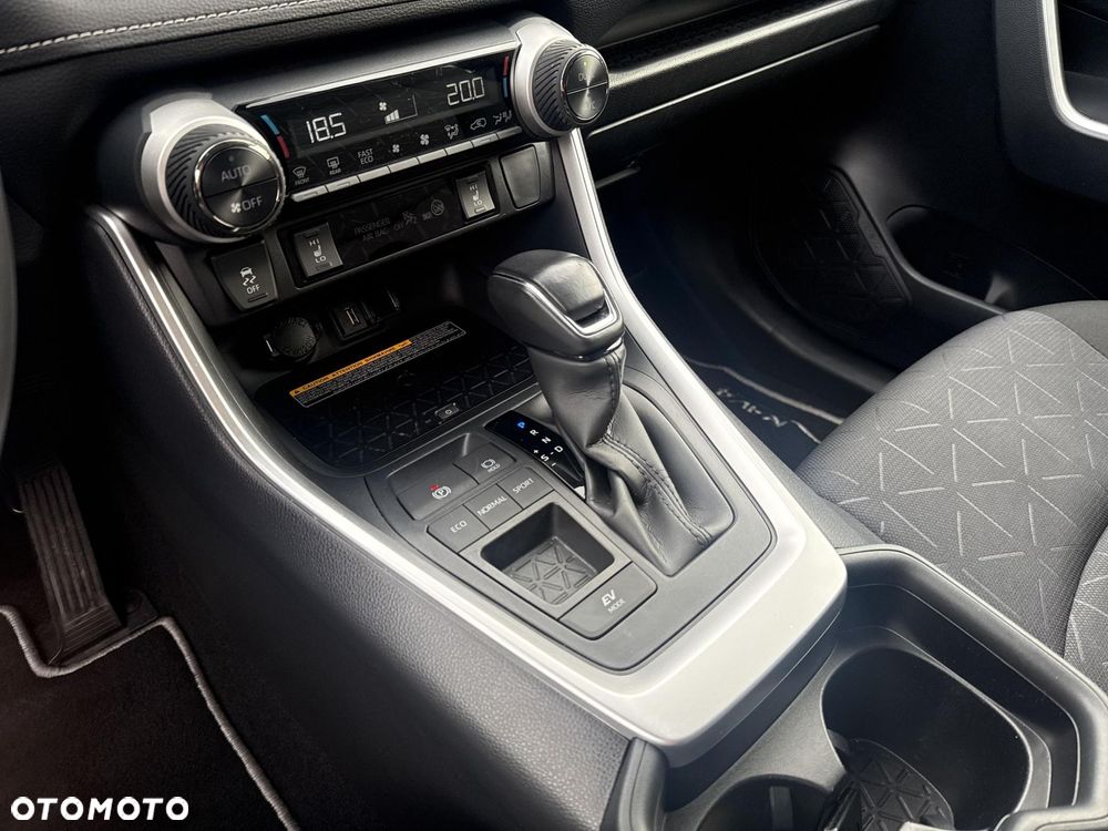 Toyota RAV4 2.5 Hybrid Comfort 4x2 - 26