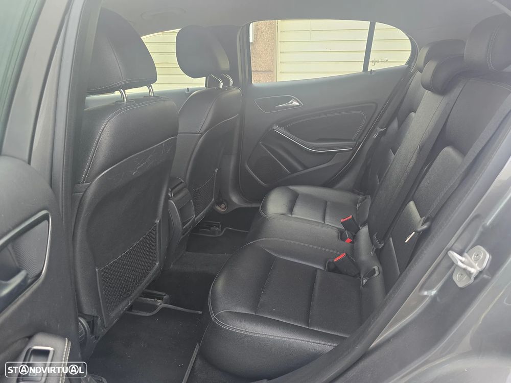 Mercedes-Benz GLA 200 d 7G-DCT Activity Edition - 8