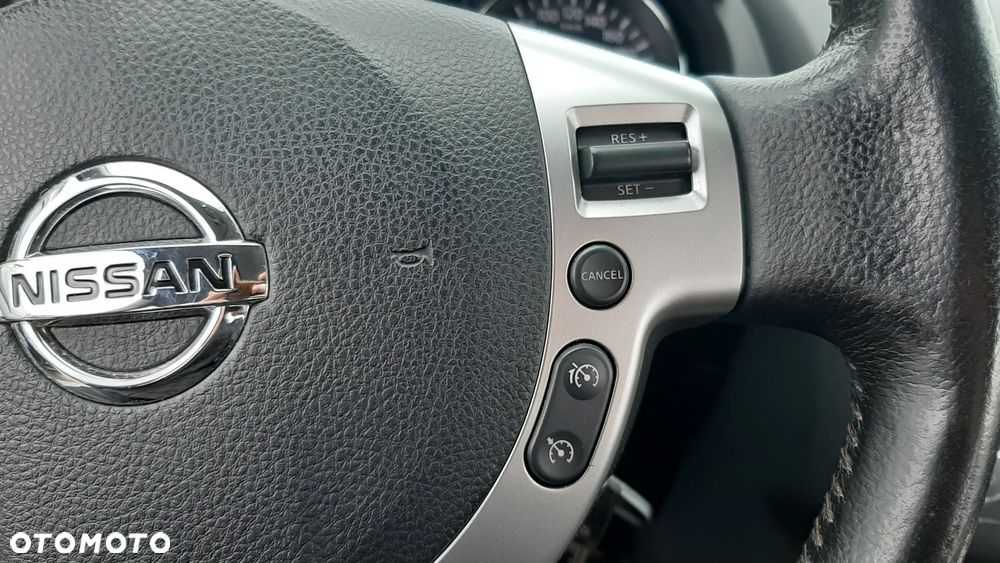 Nissan Qashqai - 12
