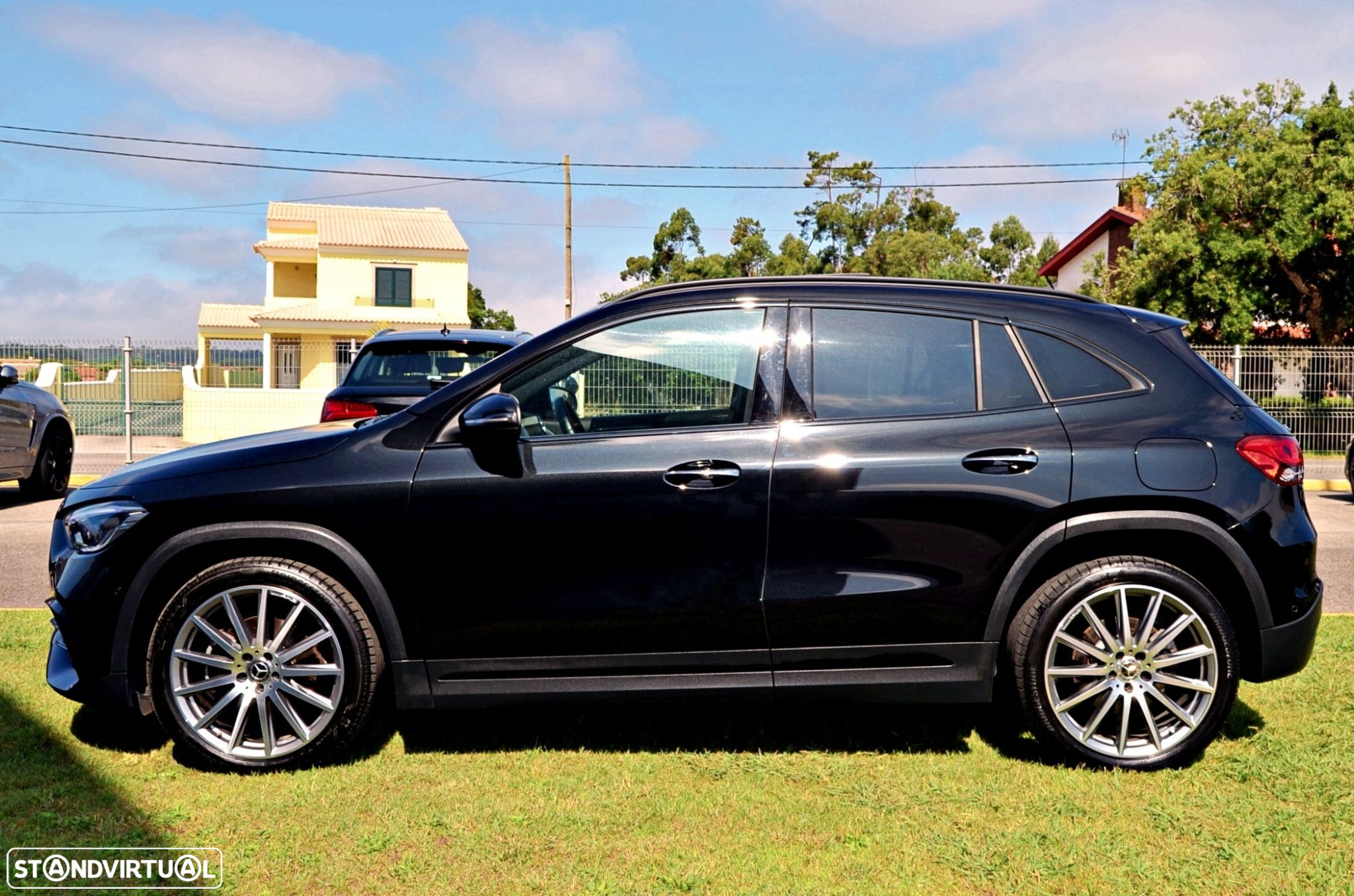 Mercedes-Benz GLA 250 e AMG Line - 4