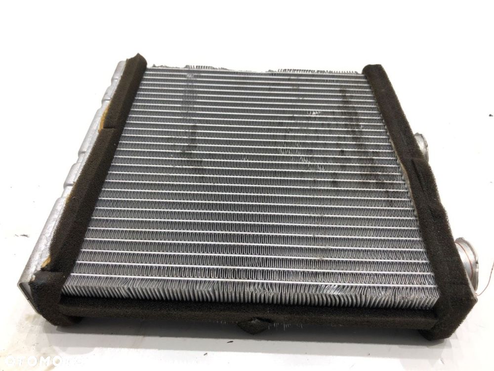 NAGRZEWNICA  RENAULT LAGUNA III Grandtour (KT0/1) 2007 - 2015 2.0 dCi (KT07, KT0J, KT14, KT1A, KT1S) - 1