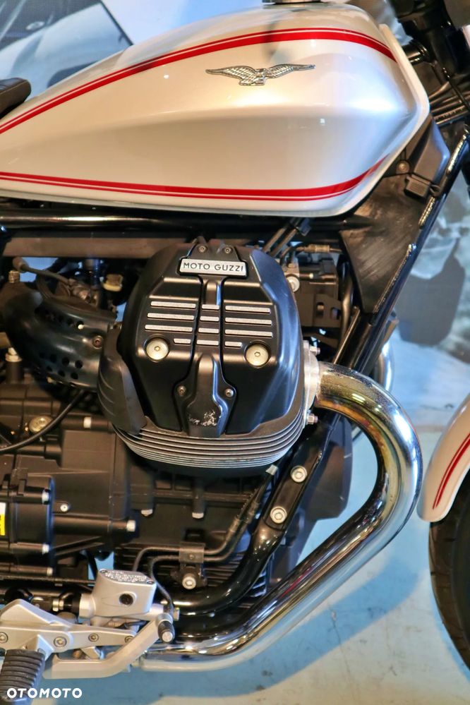 Moto Guzzi V9 - 13