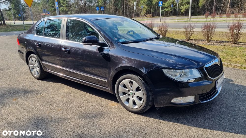 Skoda Superb 2.0 TDI Exclusive - 9