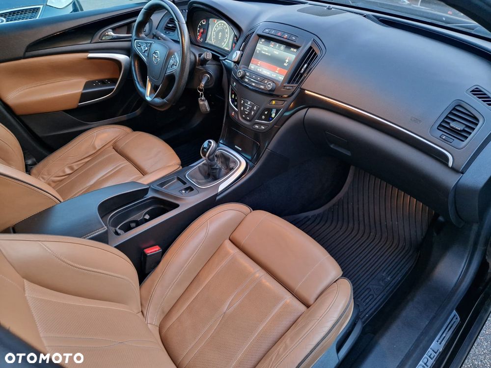 Opel Insignia - 22