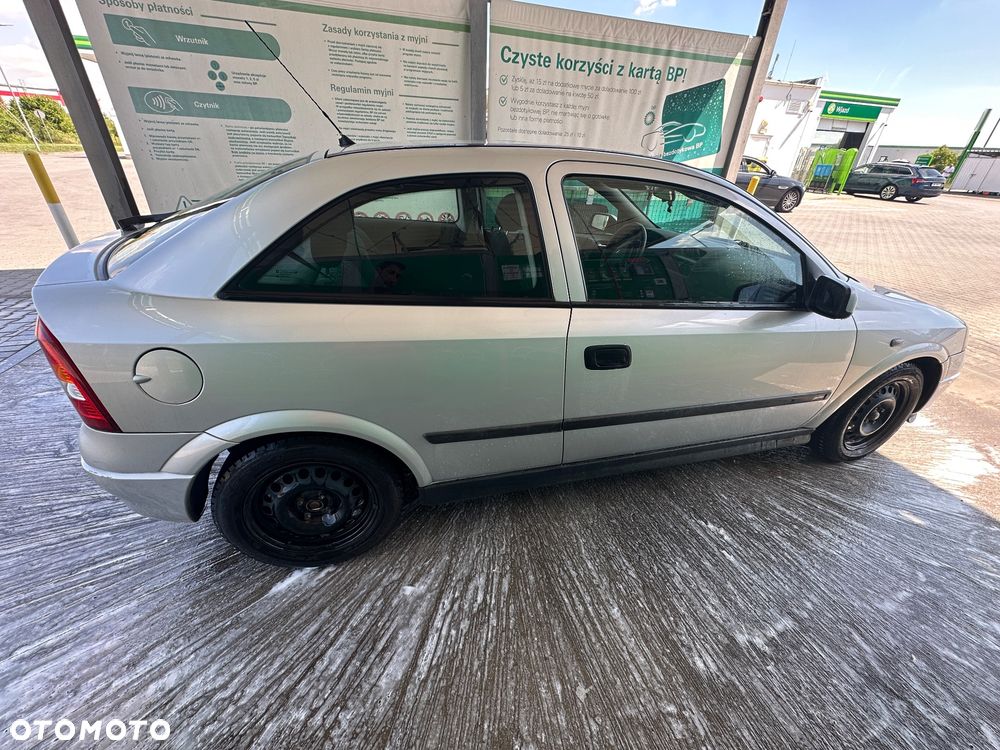 Opel Astra 1.6 - 6