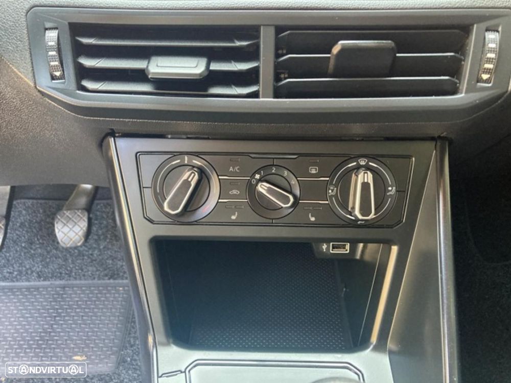 VW Polo 1.0 Trendline - 22