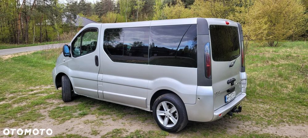Opel Vivaro Tour - 3