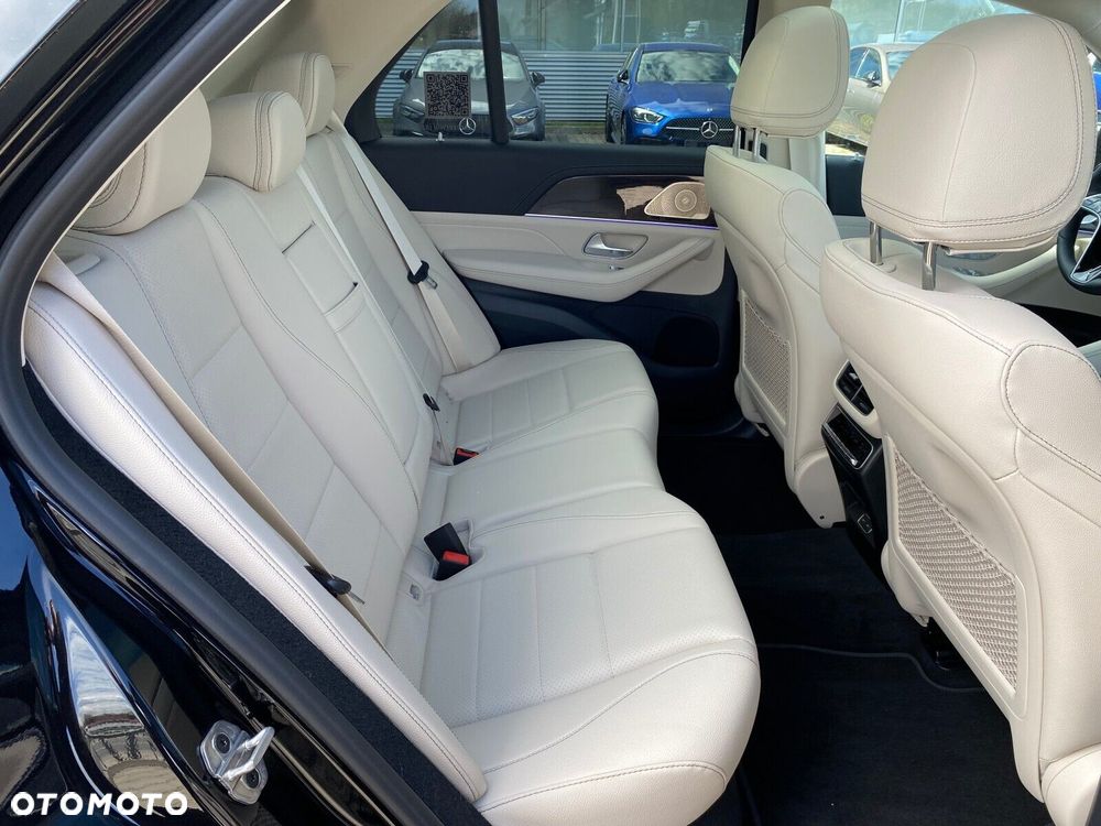 Mercedes-Benz GLE - 24