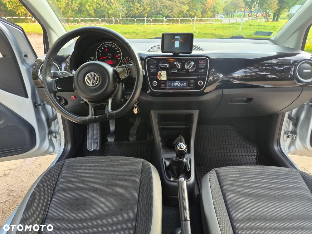 Volkswagen up! - 9