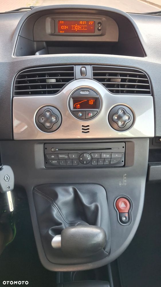 Renault Kangoo 1.6 16V Privilege Plus - 10