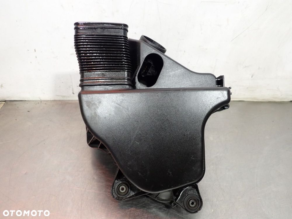 OBUDOWA FILTRA POWIETRZA BMW E87 AD7523628095 - 2