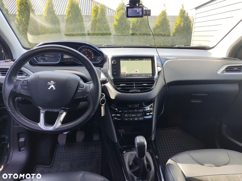 Peugeot 2008 1.2 Pure Tech Crossway S&S - 9