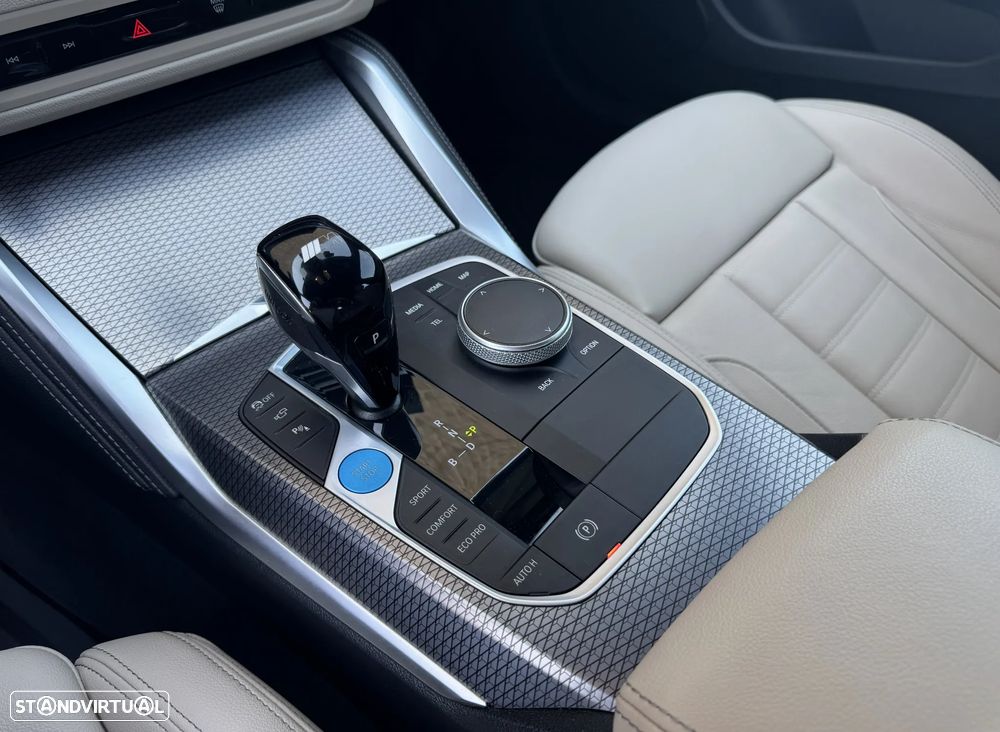 BMW i4 eDrive40 Pack Desportivo M - 15