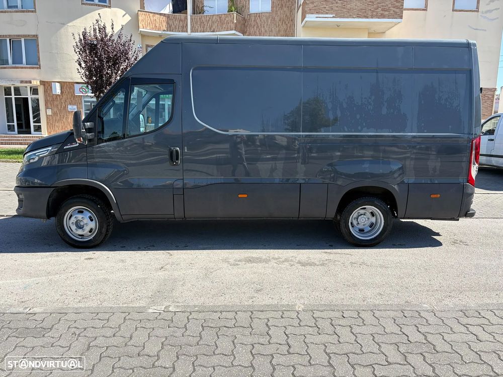 Iveco Daily 2021 photo 2