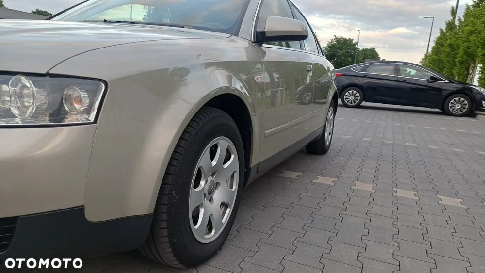 Audi A4 Limousine - 22