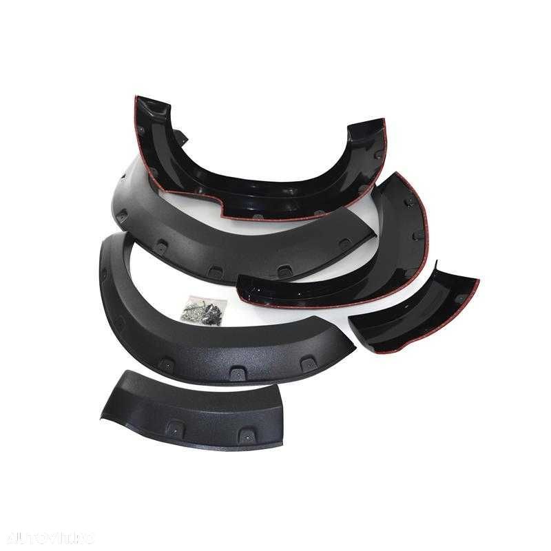 Overfendere extensii roti Toyota Hilux Revo 2015+ - 3