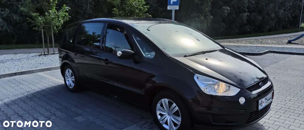 Ford S-Max - 19