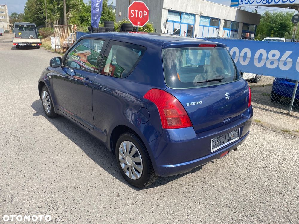 Suzuki Swift 1.3 Comfort - 22