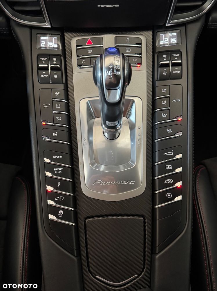 Porsche Panamera GTS - 26
