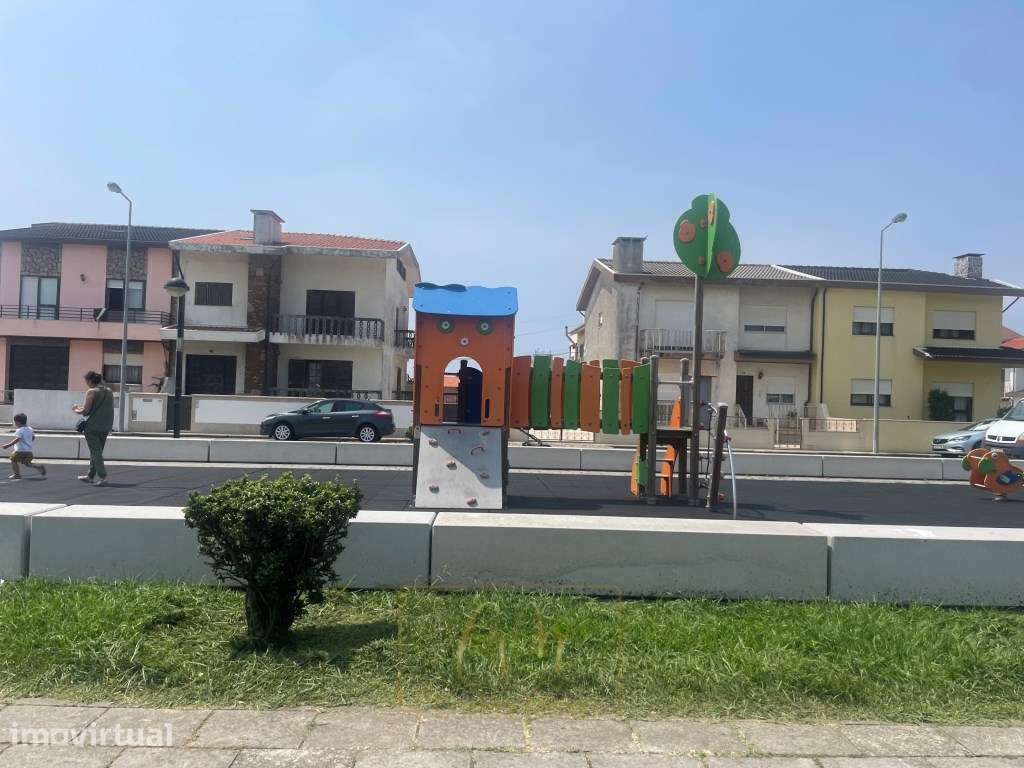 T2 c/ suíte e garagem fechada na Póvoa de Varzim - Grande imagem: 2/6