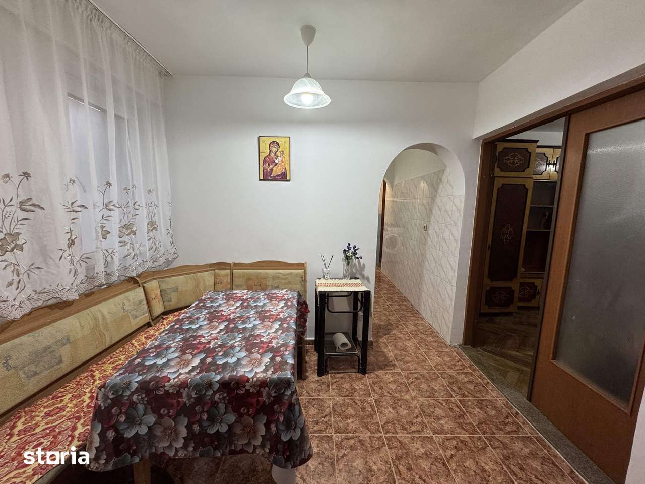 2 cam,decom.,parter cu balcon, 53 mp,Primaverii,pretabil sp. comercial — fotografia 1