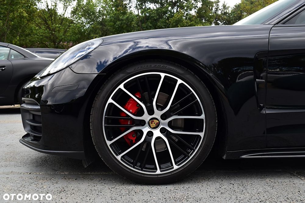 Porsche Panamera 4S GPF Executive - 35
