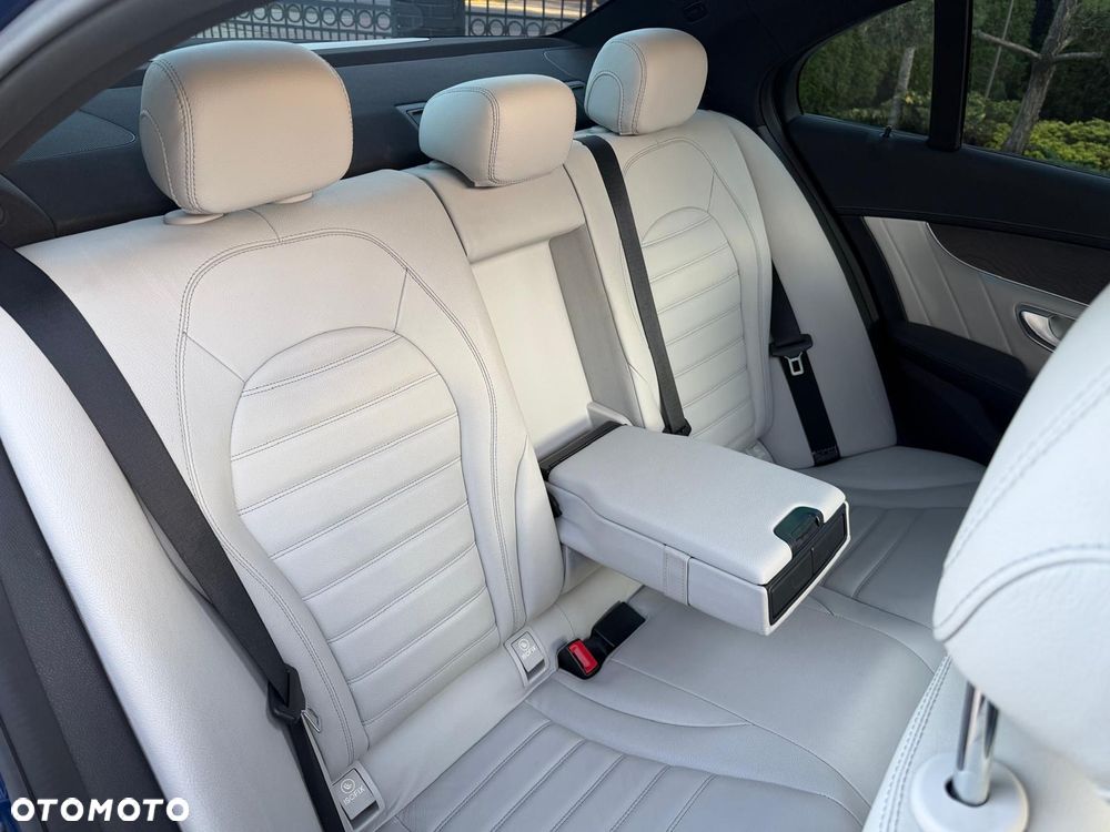 Mercedes-Benz Klasa C AMG 43 4Matic 9G-TRONIC - 8