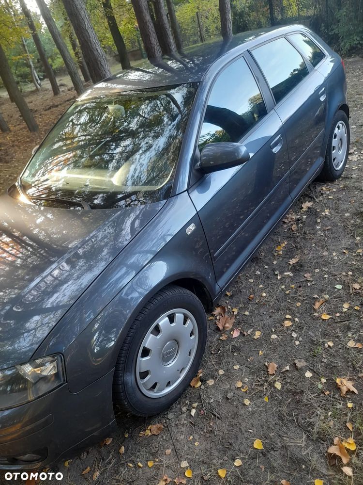 Audi A3 Sportback - 4
