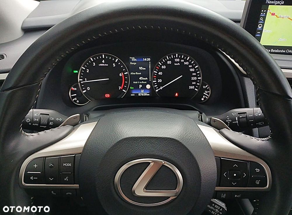 Lexus RX - 21