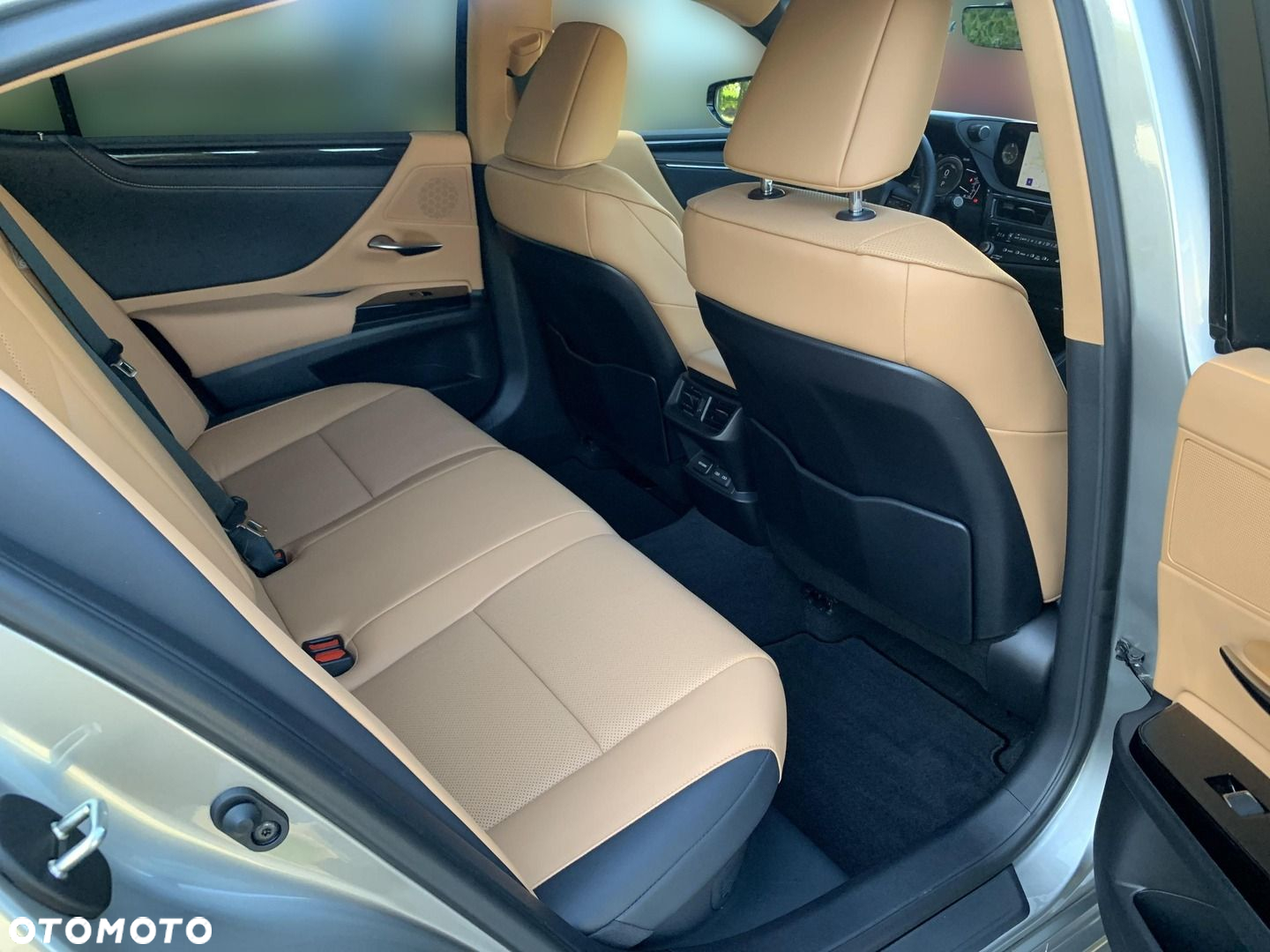 Lexus ES - 19