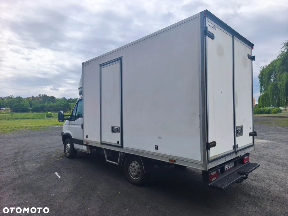 Iveco DAILY - 7