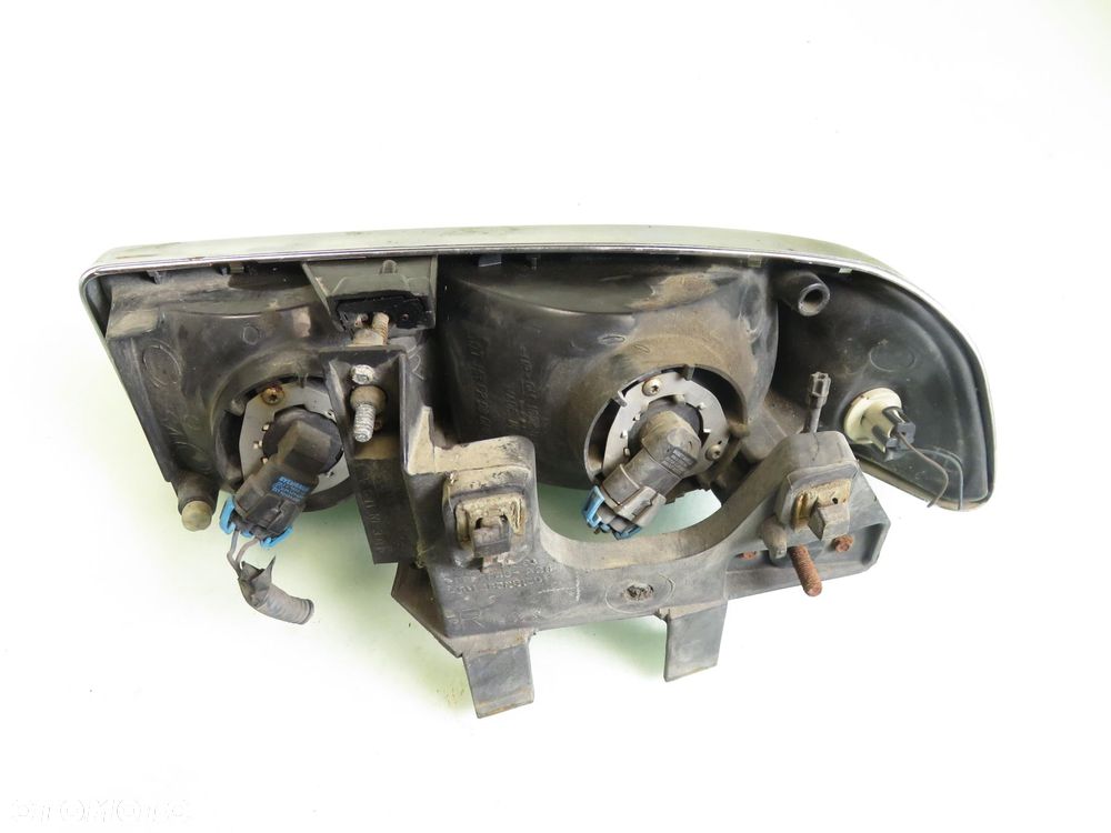 LAMPA PRAWA PRZEDNIA CHEVROLET BLAZER S10 - 3