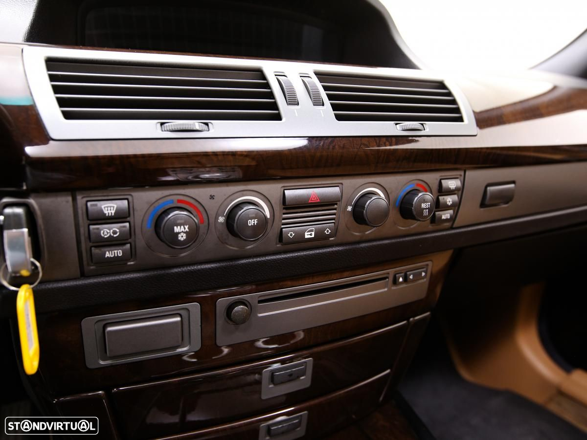 BMW 730 - 19