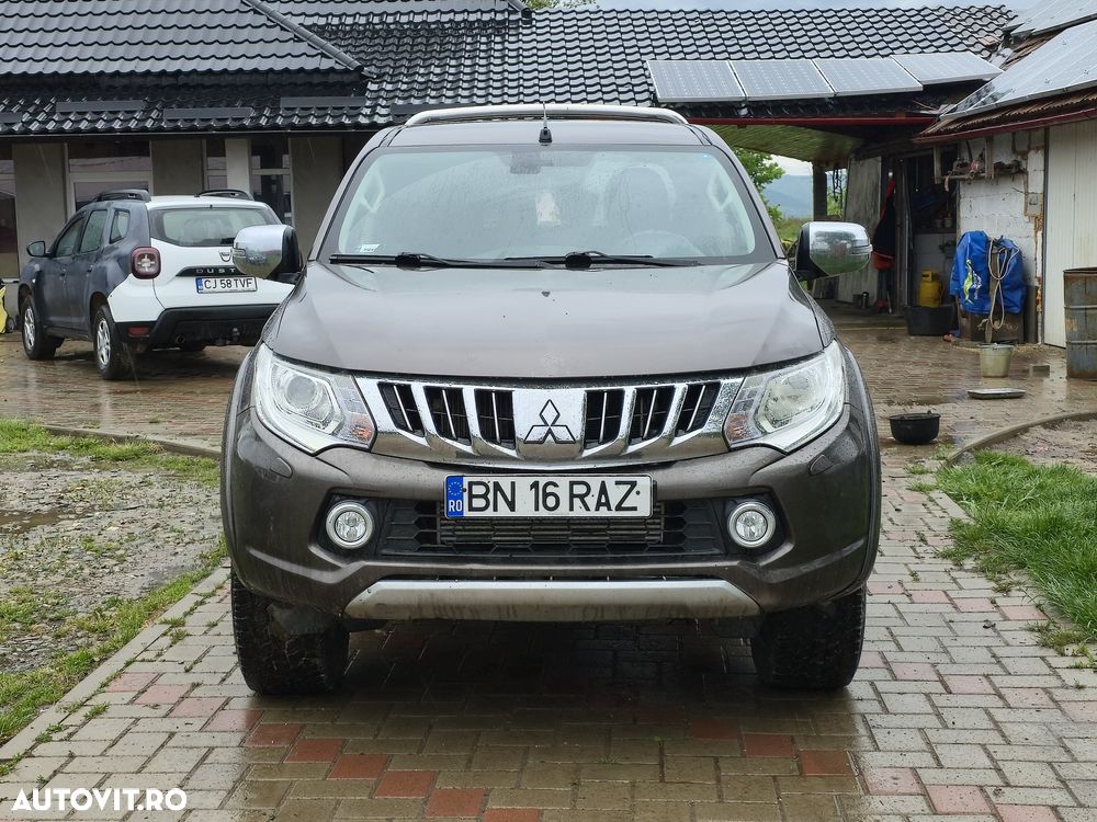Mitsubishi L200 Pick Up 4x4 Autm. Double Cab Top - 18