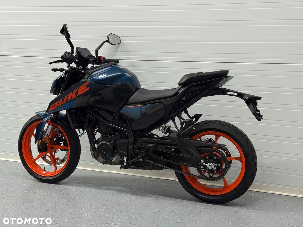 KTM Duke 125 - 18